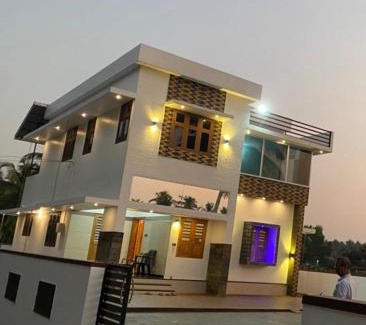 Ponnani House | Holiday home in Edappal