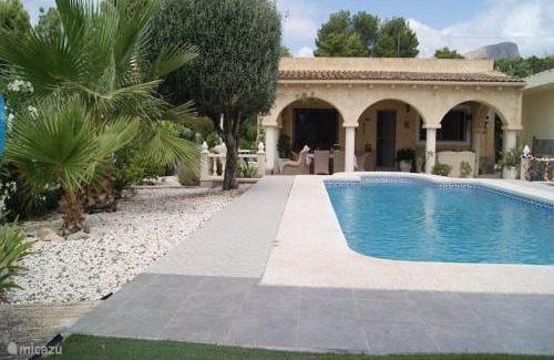 Finestrat House | Holiday Home in Finestrat with Sea Views