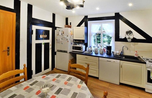 gmina Polanow Villa | Holiday Home in Forest near Łazy Beach