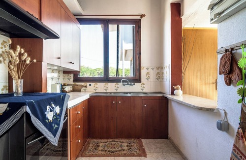Gastouni House | 'Holiday Home in Gastouni' with Balconies & Wi-Fi