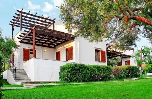 Gerakini House | Holiday home in Gerakini with a sea view