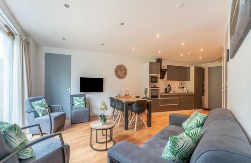 Municipality of Goirle House | Holiday Home in Goirle near Forest and Golf