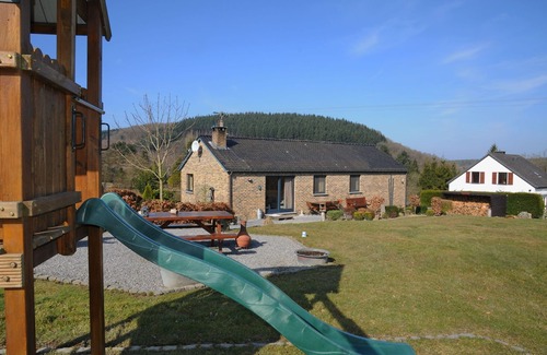 Hotton House | Holiday Home in Hampteau near River Ourthe