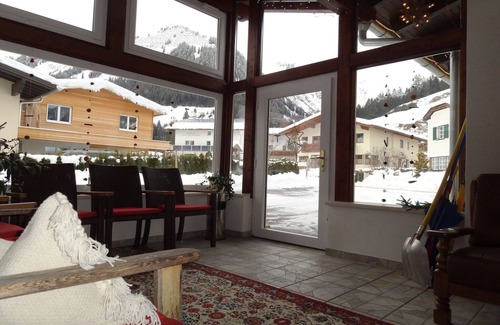 Holzgau House | Holiday Home in Holzgau near Snowworld Ski Area