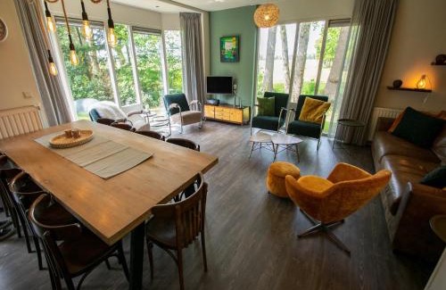 Lemele House | Holiday Home in Lemele near Nature Reserve