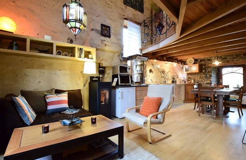 Longueville House | Holiday Home in Longueville near Forest