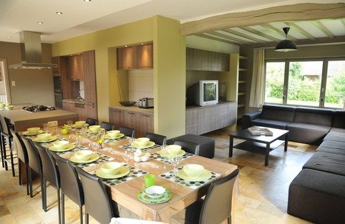 Marche-en-Famenne House | Holiday Home in Marche-en-Famenne near Train