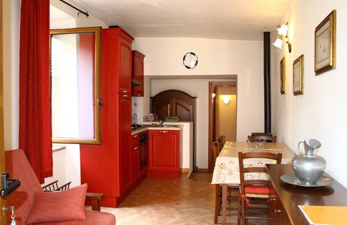 Mulazzo House | Holiday Home in Mulazzo near Tuscan Castles