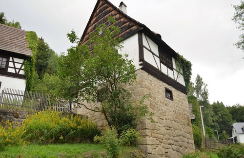 Nejdek House | Holiday Home in Nejdek in West-Bohemia with garden