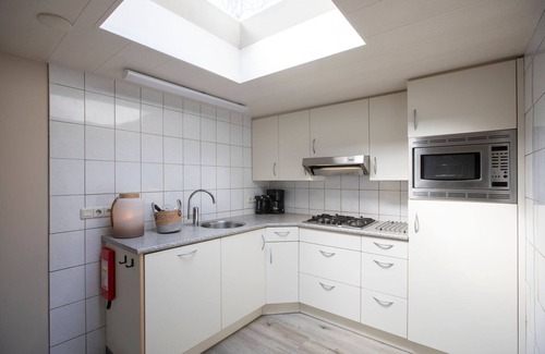 Bisselt House | Holiday Home in Nijmegen near City Centre