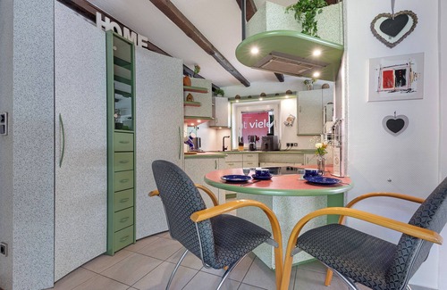 Munster im Heidekreis House | Holiday Home 'In Oerrel With Pool' with Private Pool, Private Terrace and Wi-Fi