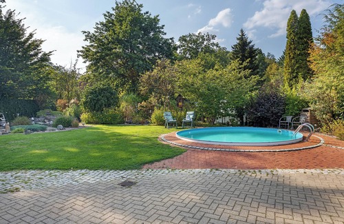 Munster im Heidekreis House | Holiday Home 'In Oerrel With Pool' with Private Pool, Private Terrace and Wi-Fi