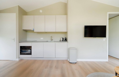 Leiderdorp House | Holiday Home in Oud Ade near Kaag Lakes