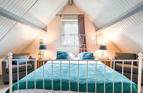 Overberg House | Holiday home in Overberg with private garden and terrace
