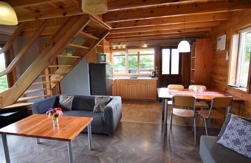 Suleczyno House | Holiday Home in Parchowo by Lake Mausz