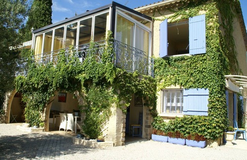 Piolenc House | Holiday Home in Piolenc near Roman Orange
