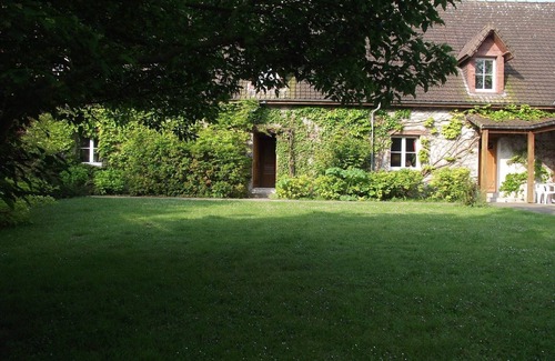 Monchaux House | Holiday Home in Quend-Plage near Lake