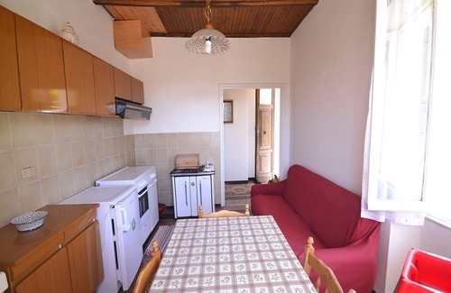 Sesta Godano House | Holiday Home in Rio near Fishing Villages
