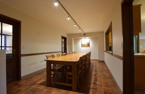 Commanster House | Holiday Home in Rogery with Sauna