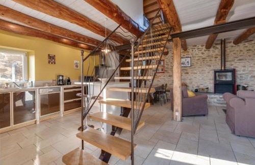 Saint-Beauzire House | Holiday Home in Saint-Beauzire with Garden and Private Terrace