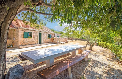 Seline House | Holiday Home in Seline Near the Sea