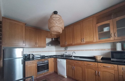 Sines House | Holiday Home in Sines
