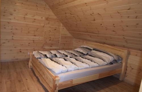 gmina Osiek House | Holiday Home in Skrzynia near Lake & Forest