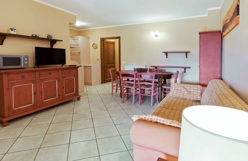 Sorano Apartment | Holiday Home in Sorano with Swimming Pool