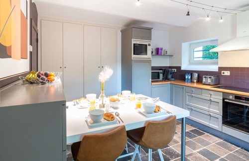 Spa House | Holiday Home in Spa Near Thermal Baths