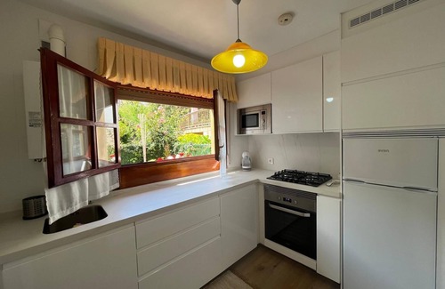 Tazones House | Holiday home in the core of Tazones (VV-624-AS)
