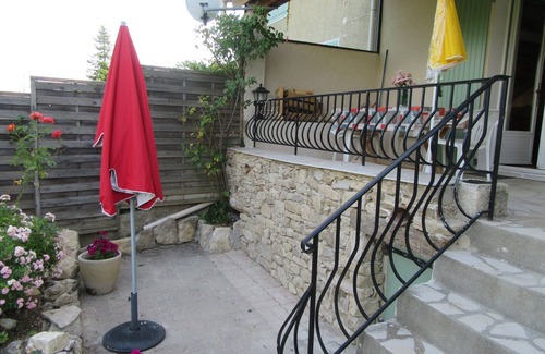 Vacheres House | holiday home in the Alpes de Haute Provence in a village character