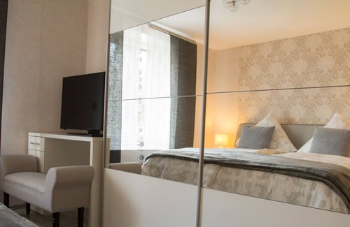 Schwalbach House | Holiday home in the heart of the Saarland
