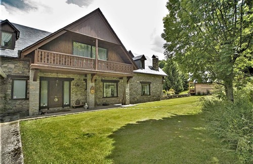 Vielha e Mijaran House | Holiday Home in Vielha near Baqueira Ski Area