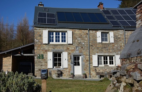Grandham House | Holiday home in Viroinval with sauna