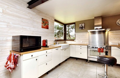 Saint-Mard House | Holiday Home in Virton with swimming pool
