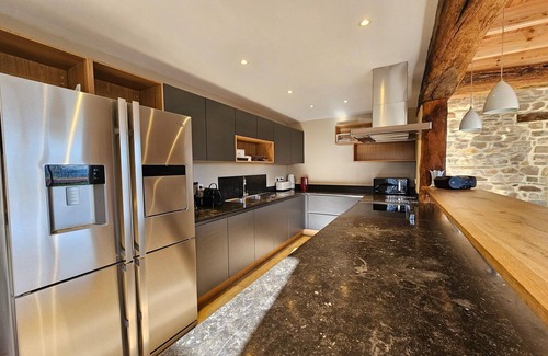Pepinster House | Holiday Home in Wallonie with Terrace