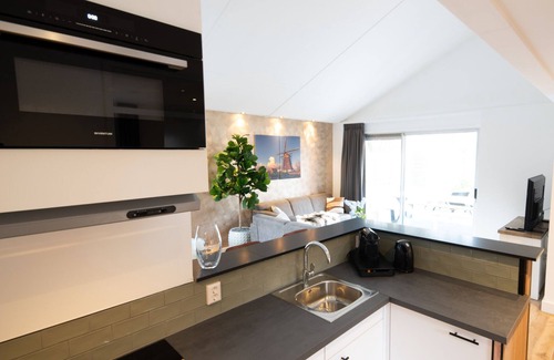 Zevenhuizen House | Holiday Home in Zevenhuizen with Sauna