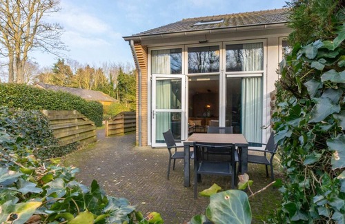 Biggekerke House | Holiday Home in Zeeland near the Beach