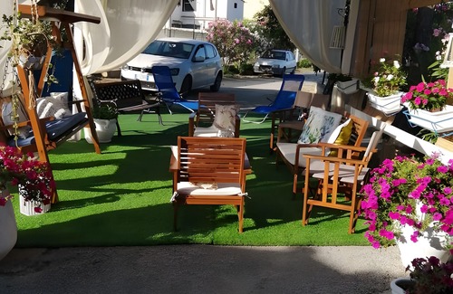 Contrada Fiori Sud House | Holiday Home 'La Del Mare' with Private Garden, Wi-Fi and Air Conditioning