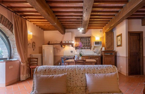 Gaville House | Holiday Home in Tuscany with Pool & BBQ