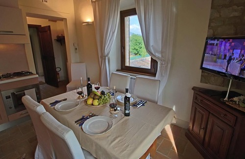 Foligno House | Holiday Home in Foligno with Pool & Terrace