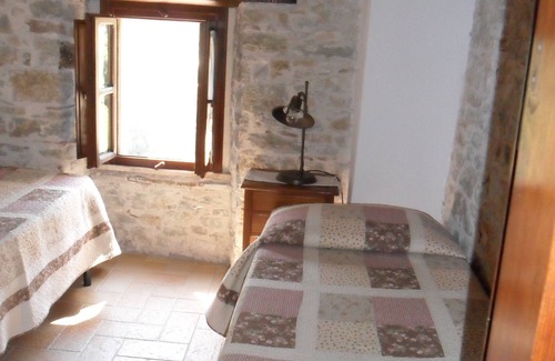 Terria House | Holiday Home 'Casa Di Silvia A Bernara' with Mountain View