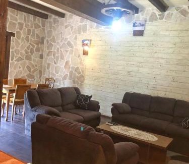 Virpazar House | Holiday Home Ivana