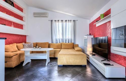 Jadreski House | Holiday Home Jadreški by Interhome