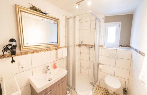Ediger House | Holiday Home Jula by Interhome