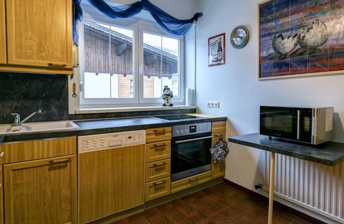 Nesselwaengle Apartment | Holiday home Karoline - Haus Hahnenkamm