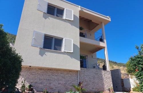 Vis Apartment | HOLIDAY HOME KATE