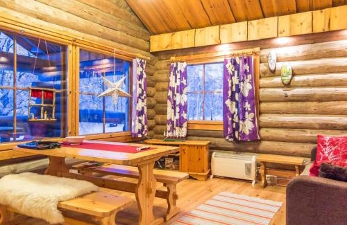 Taivalkoski House | Holiday Home Keskiniemi by Interhome