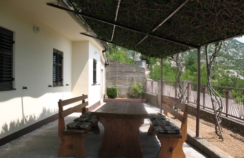 Jablanac House | Holiday home "Kod Jose i Mare".