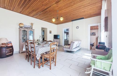 Begadan House | Holiday Home L'Estuaire by Interhome